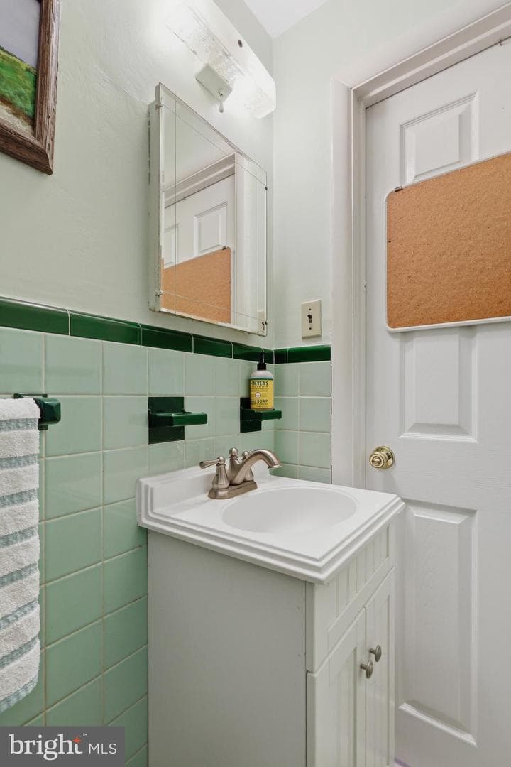 162 Valley Drive photo 23