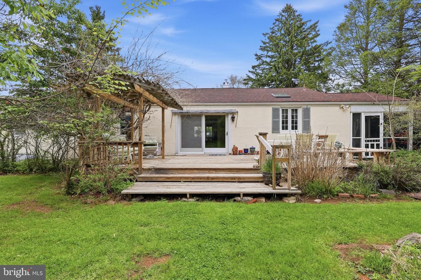 162 Valley Drive photo 39