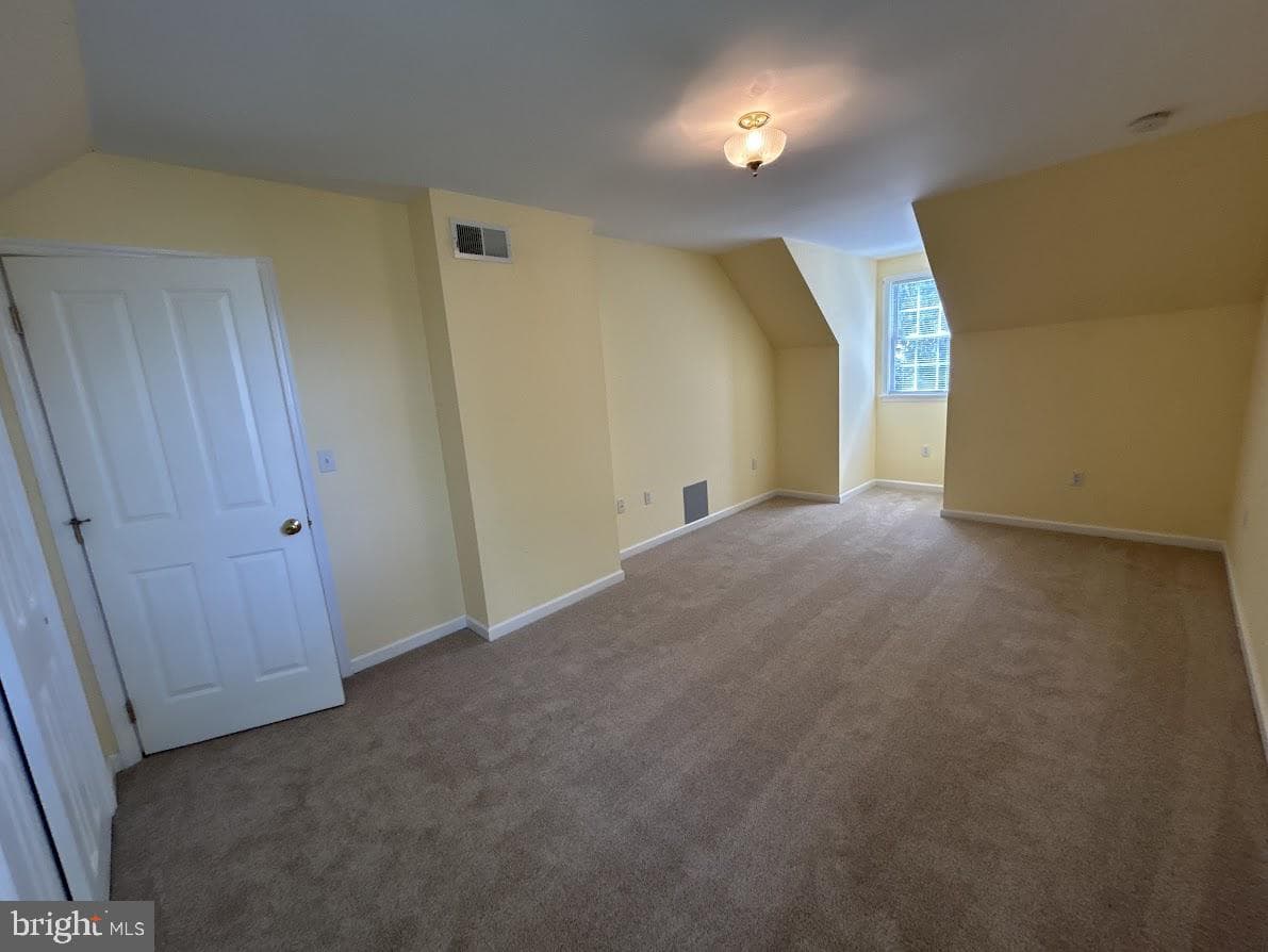 212 Apple Street photo 40