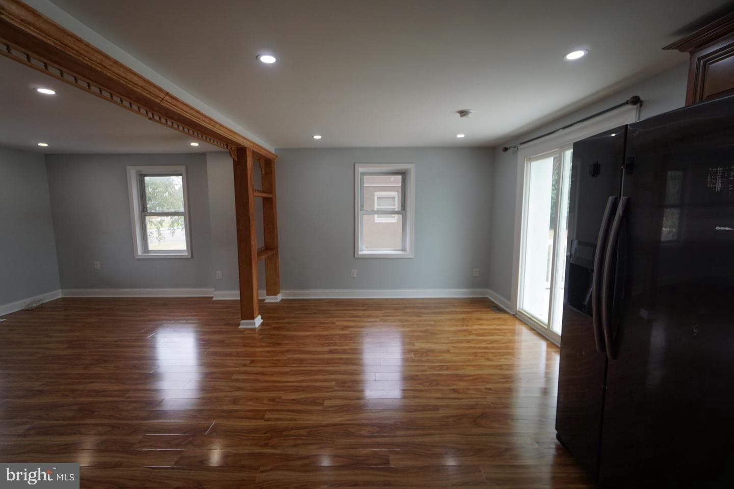 121 Walnut Avenue photo 9
