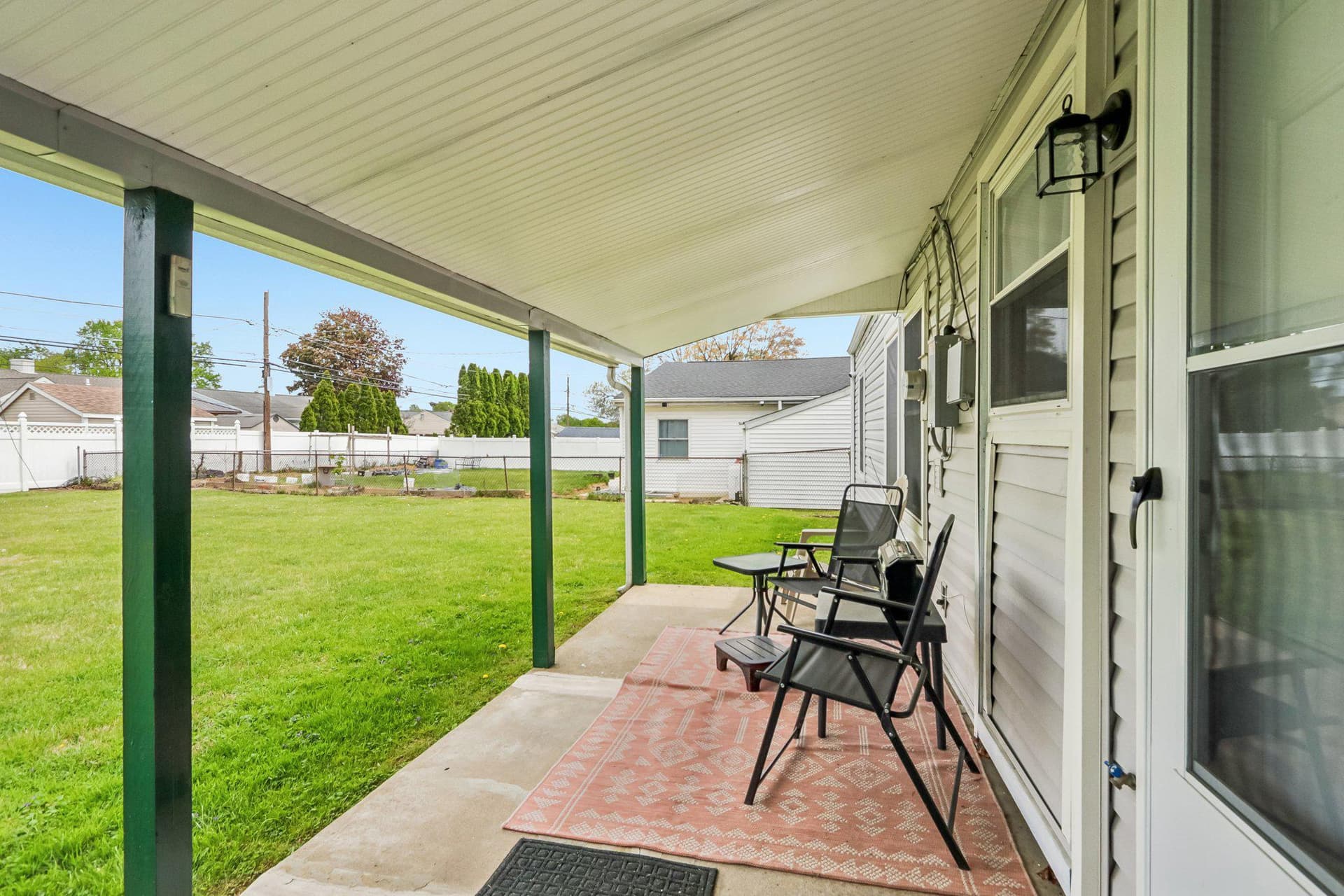 248 N Oxford Valley Road photo 33