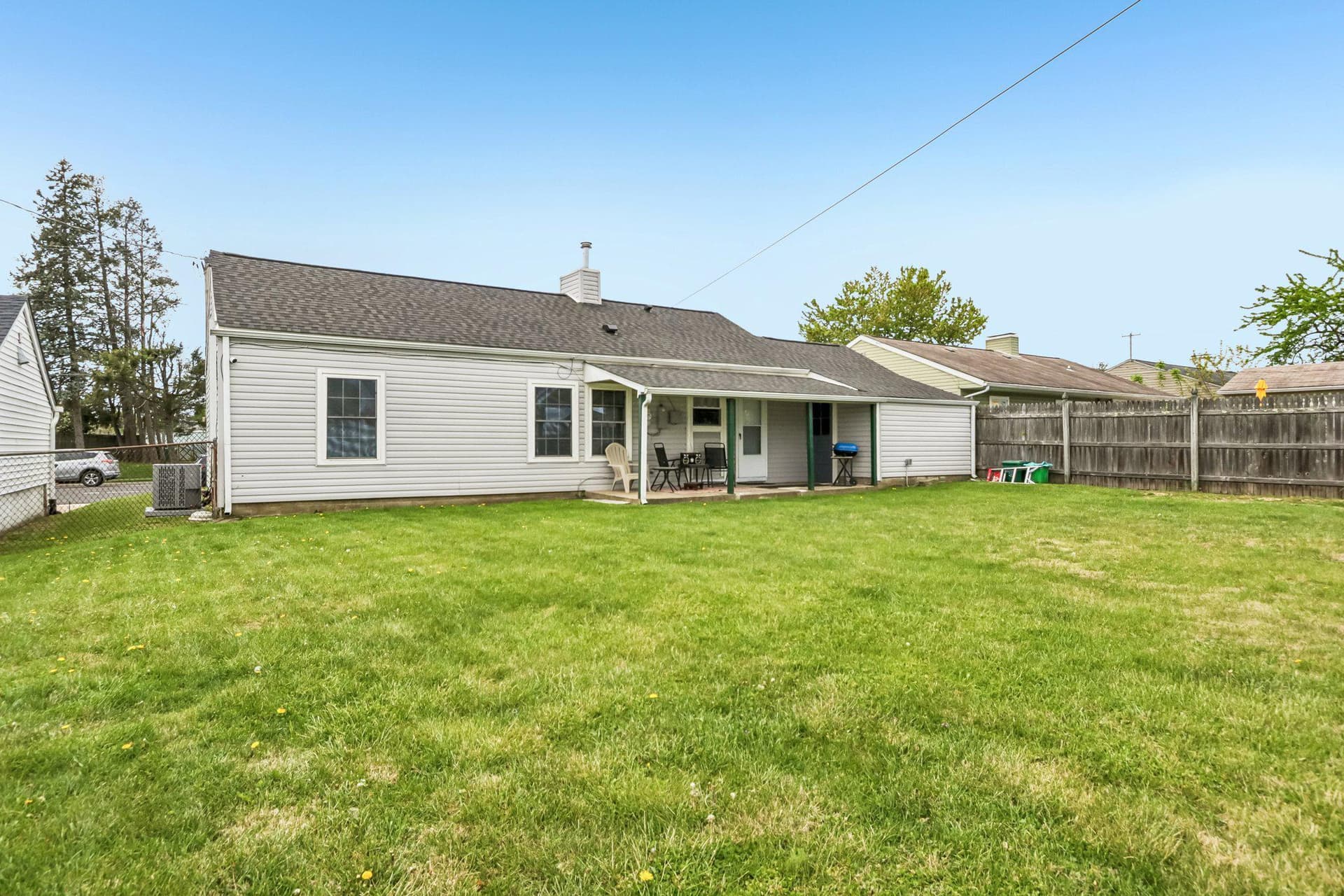248 N Oxford Valley Road photo 39
