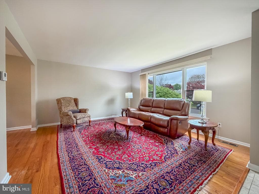 3041 Sheppard Road photo 8