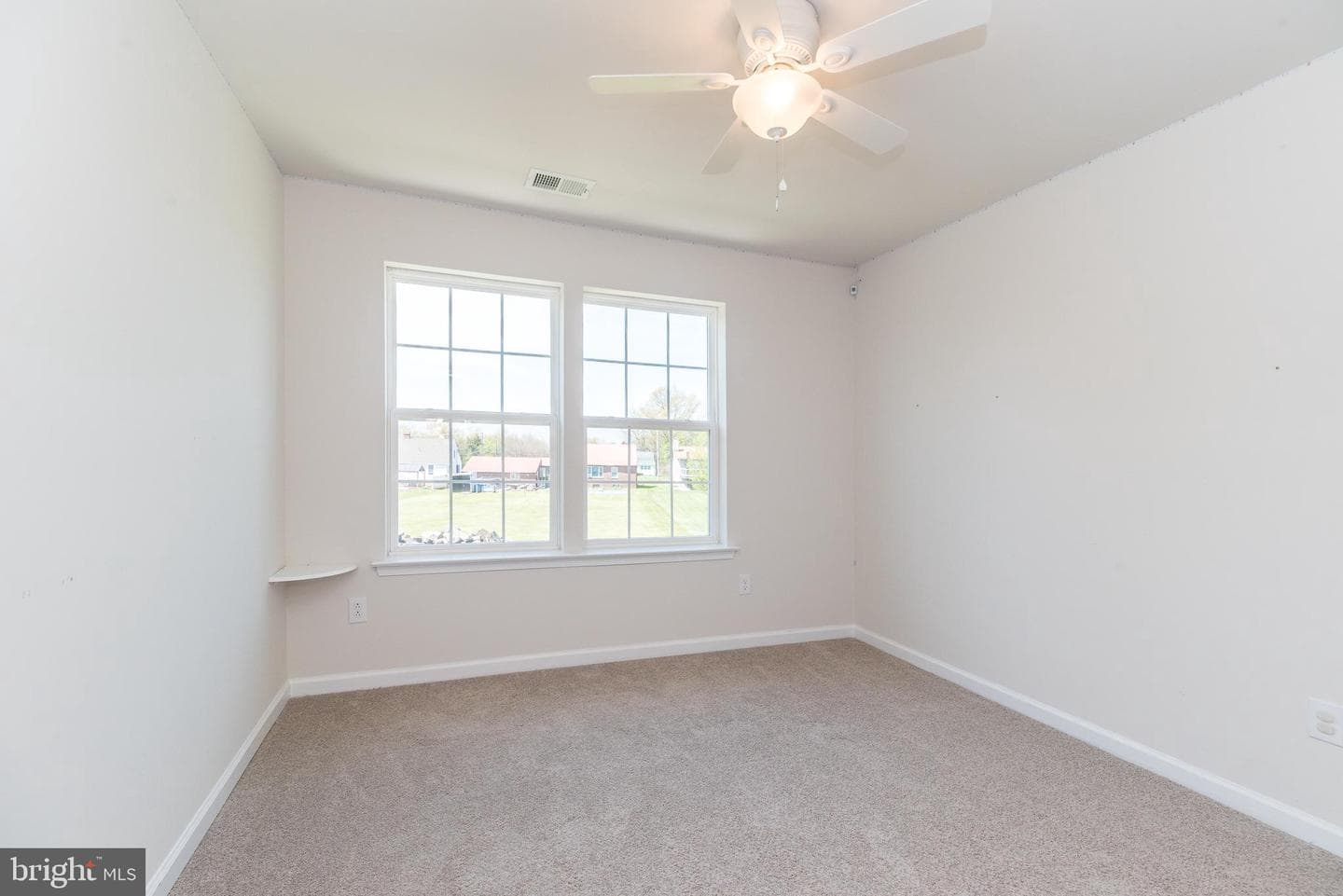 88 Fonthill Court photo 15
