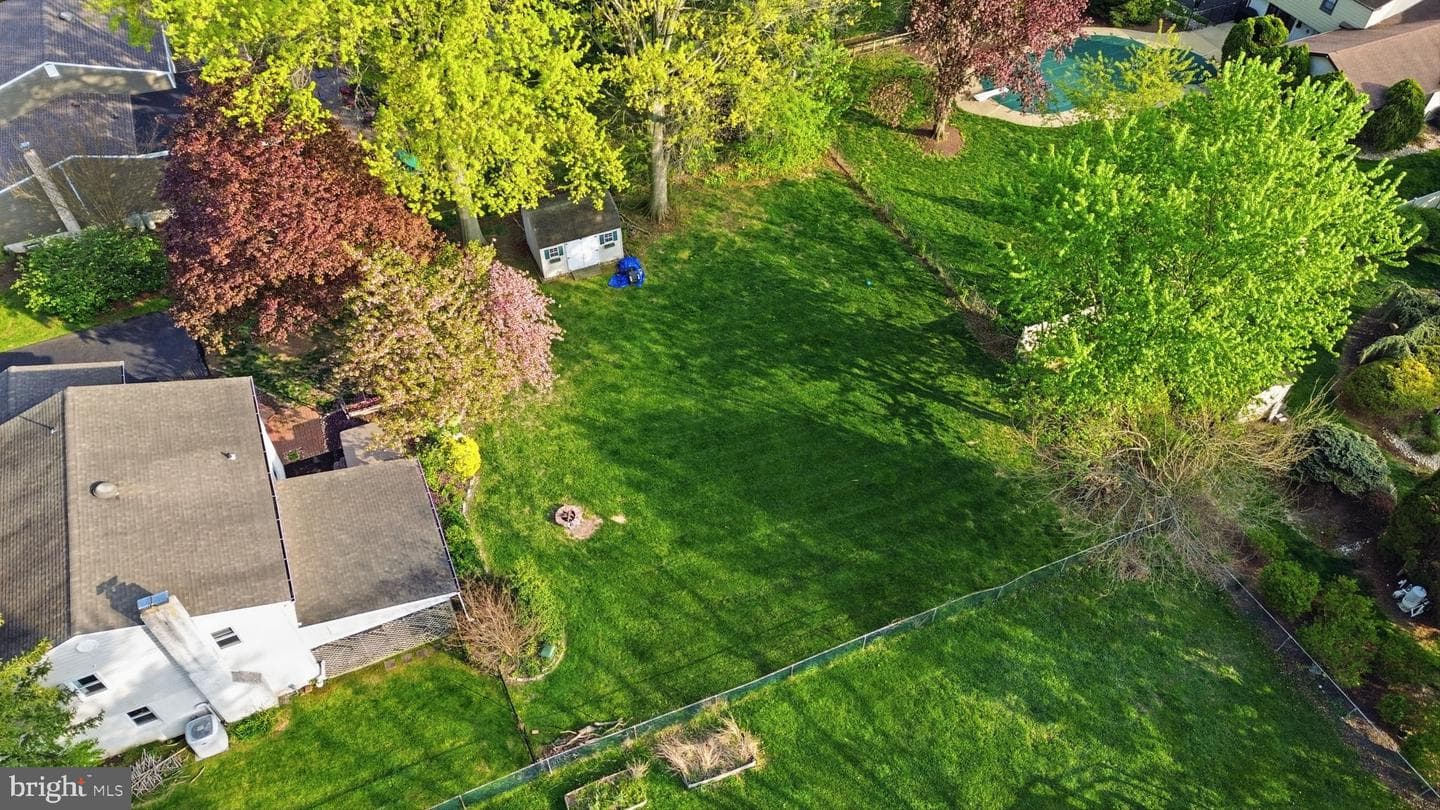 165 W Julianna Drive photo 38