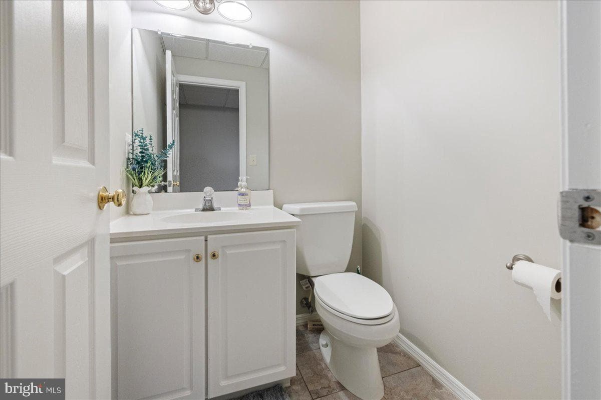 4880 Hunt Field Drive photo 48