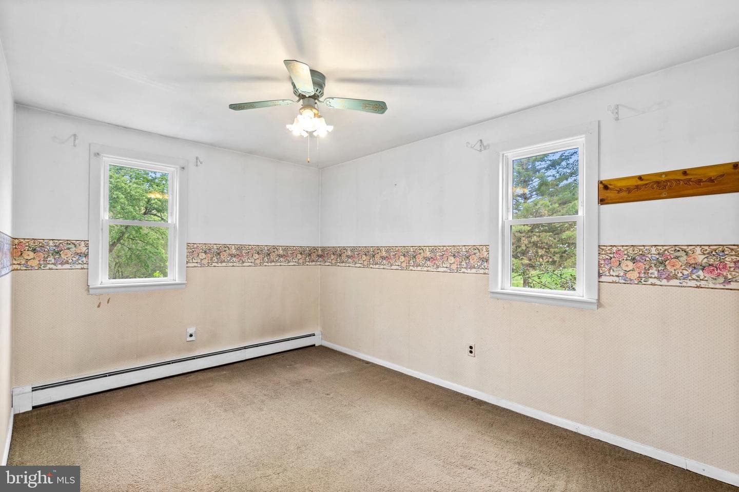 105 Spring Avenue photo 24