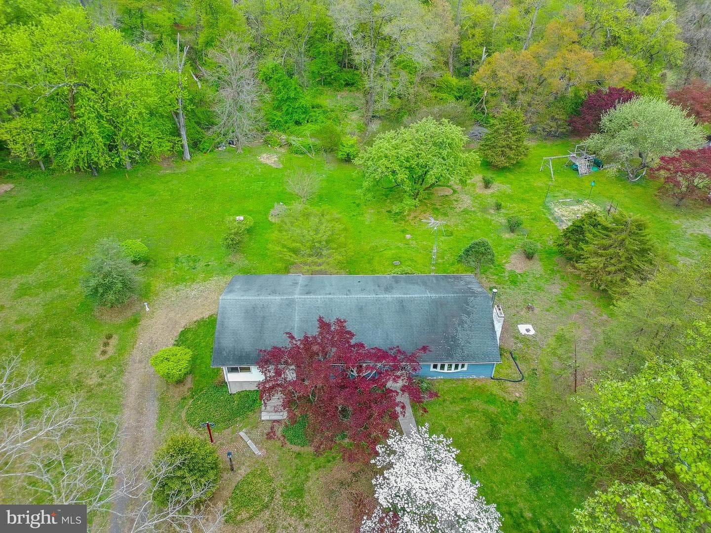 105 Spring Avenue photo 35