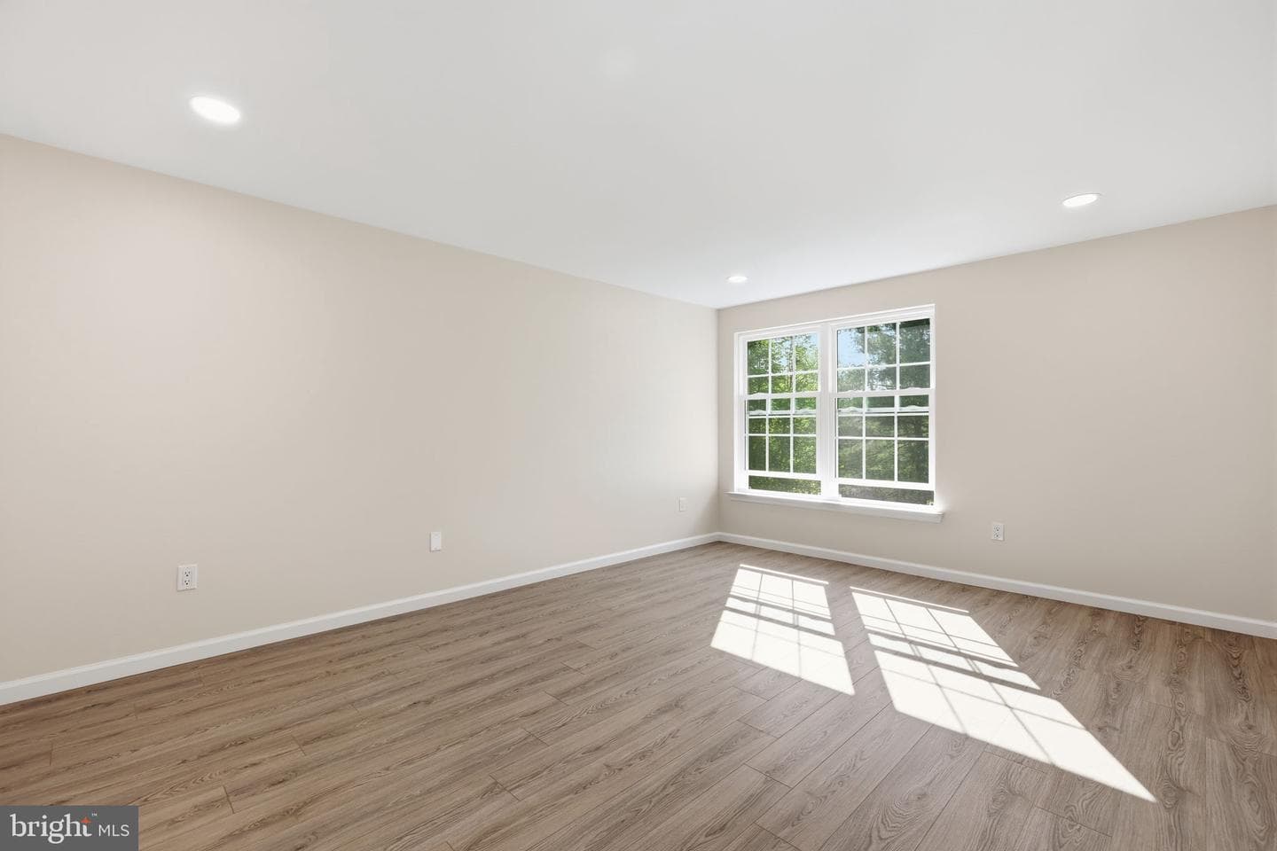 7703 Spruce Mill Drive photo 25