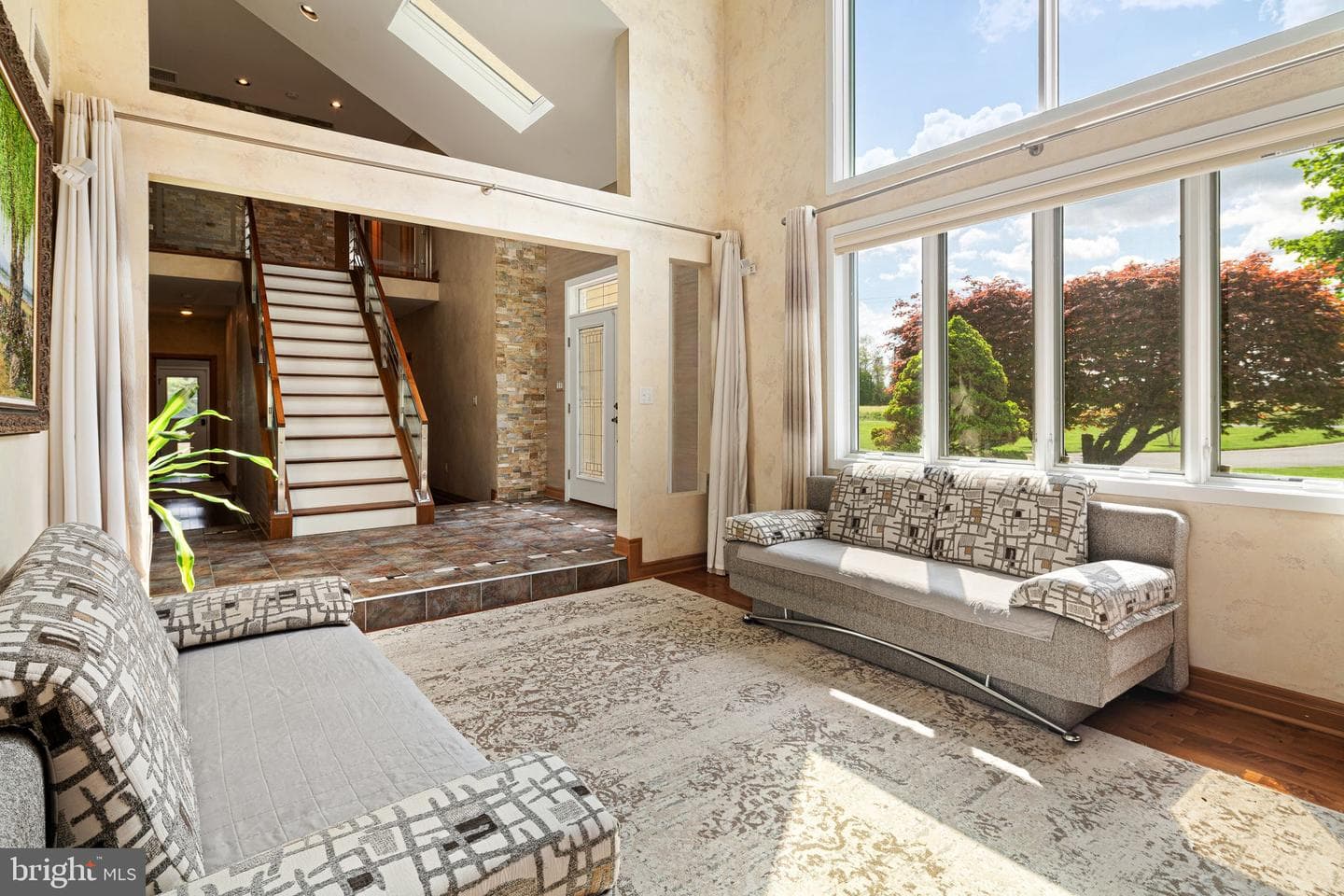 855 Dolington Road photo 11