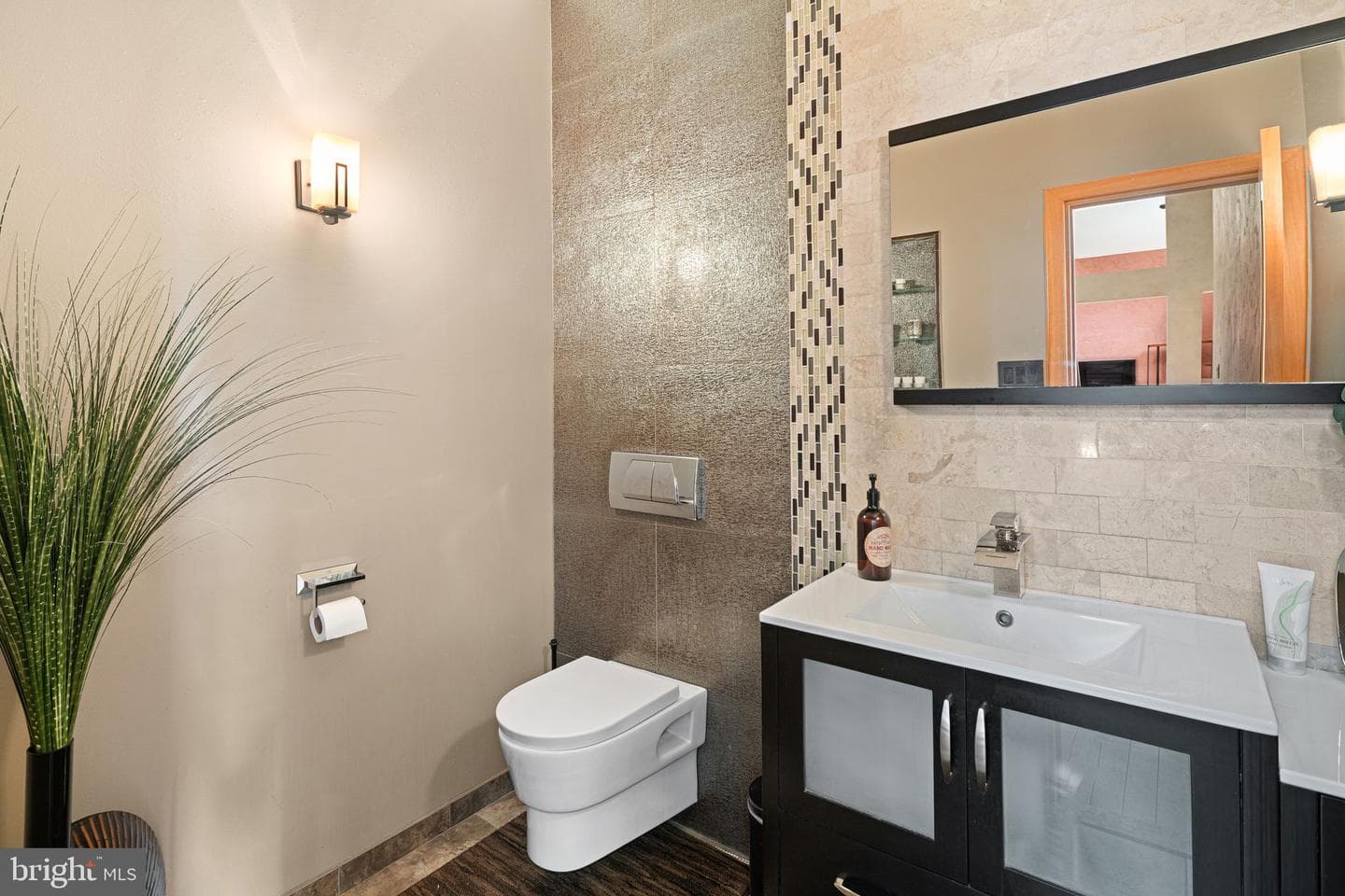 855 Dolington Road photo 26