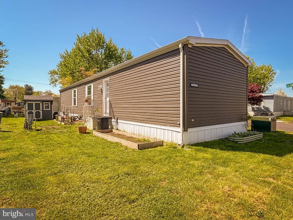 1119 Anders Drive photo 3