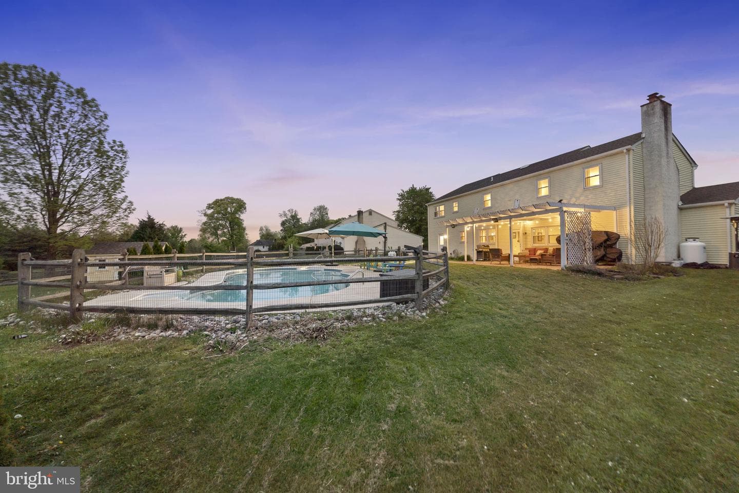 2034 Buckingham Drive photo 52