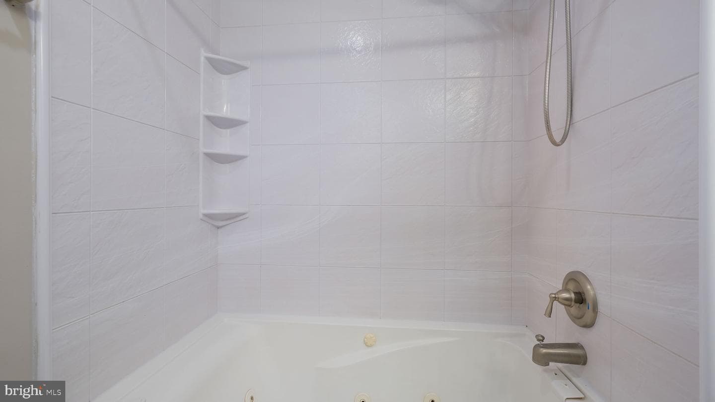 717 Longstreth Road photo 23