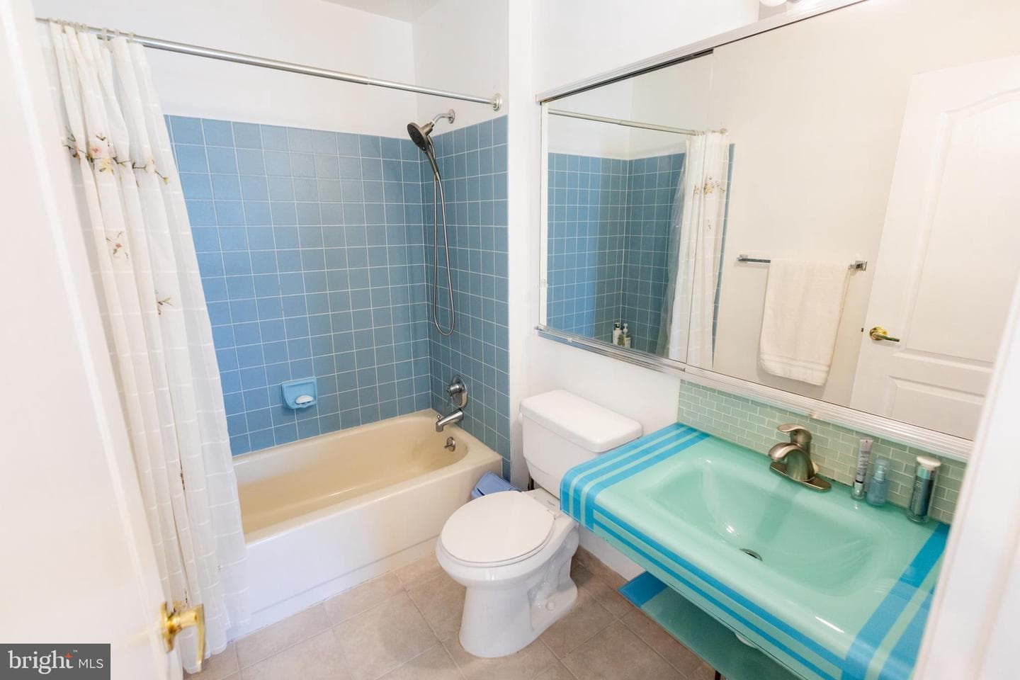 6 Bellwood Drive photo 28