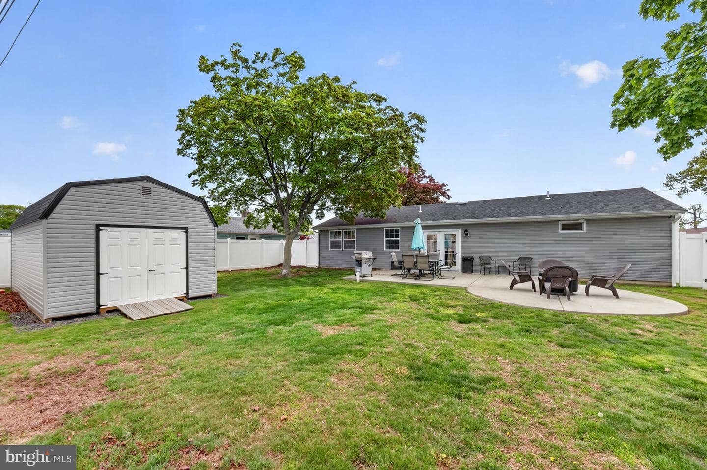 41 Stream Lane photo 2