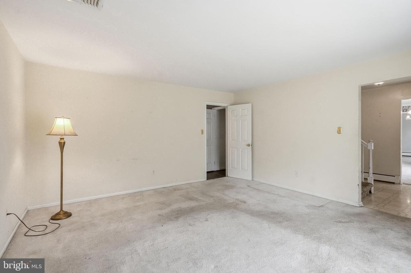103 E Winchester Avenue photo 13