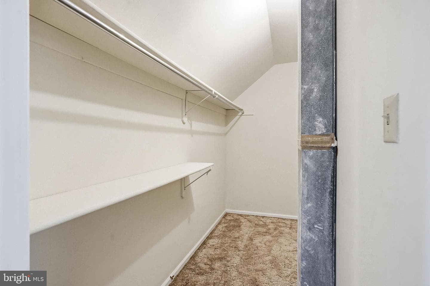 103 E Winchester Avenue photo 44