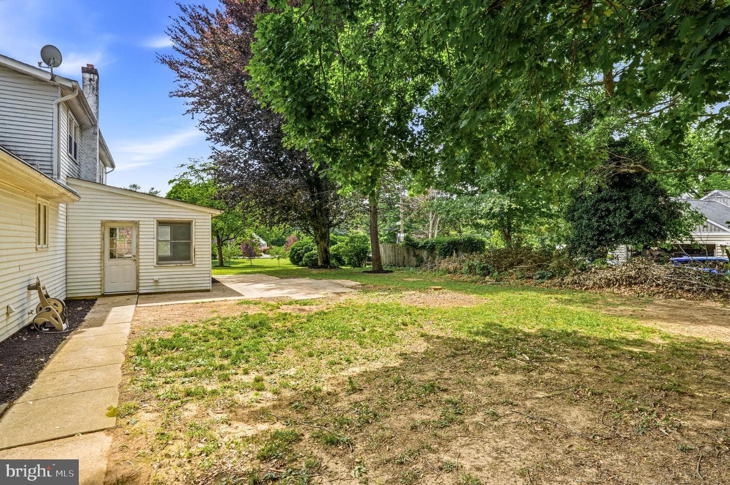 103 E Winchester Avenue photo 53