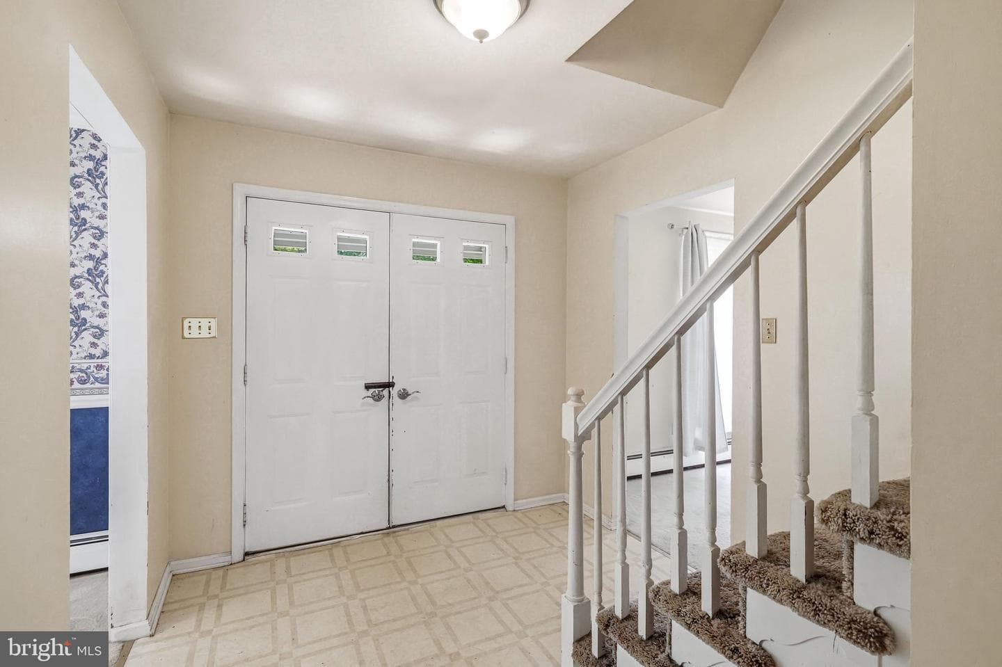 103 E Winchester Avenue photo 7