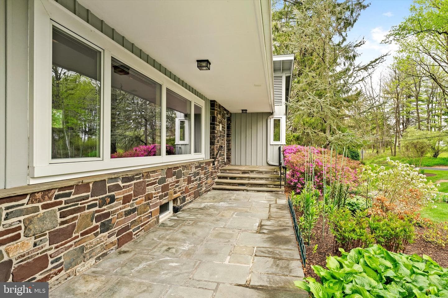 6783 Chapel Road photo 6