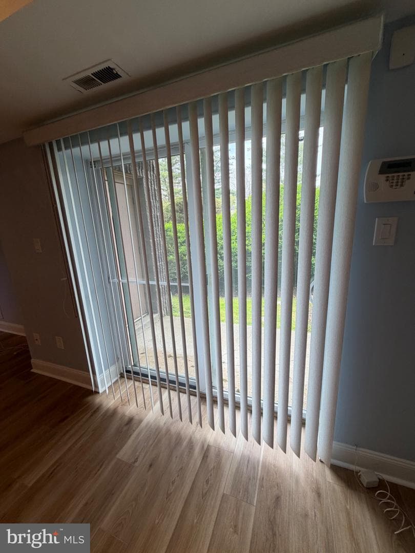 111 Leedom Way photo 8