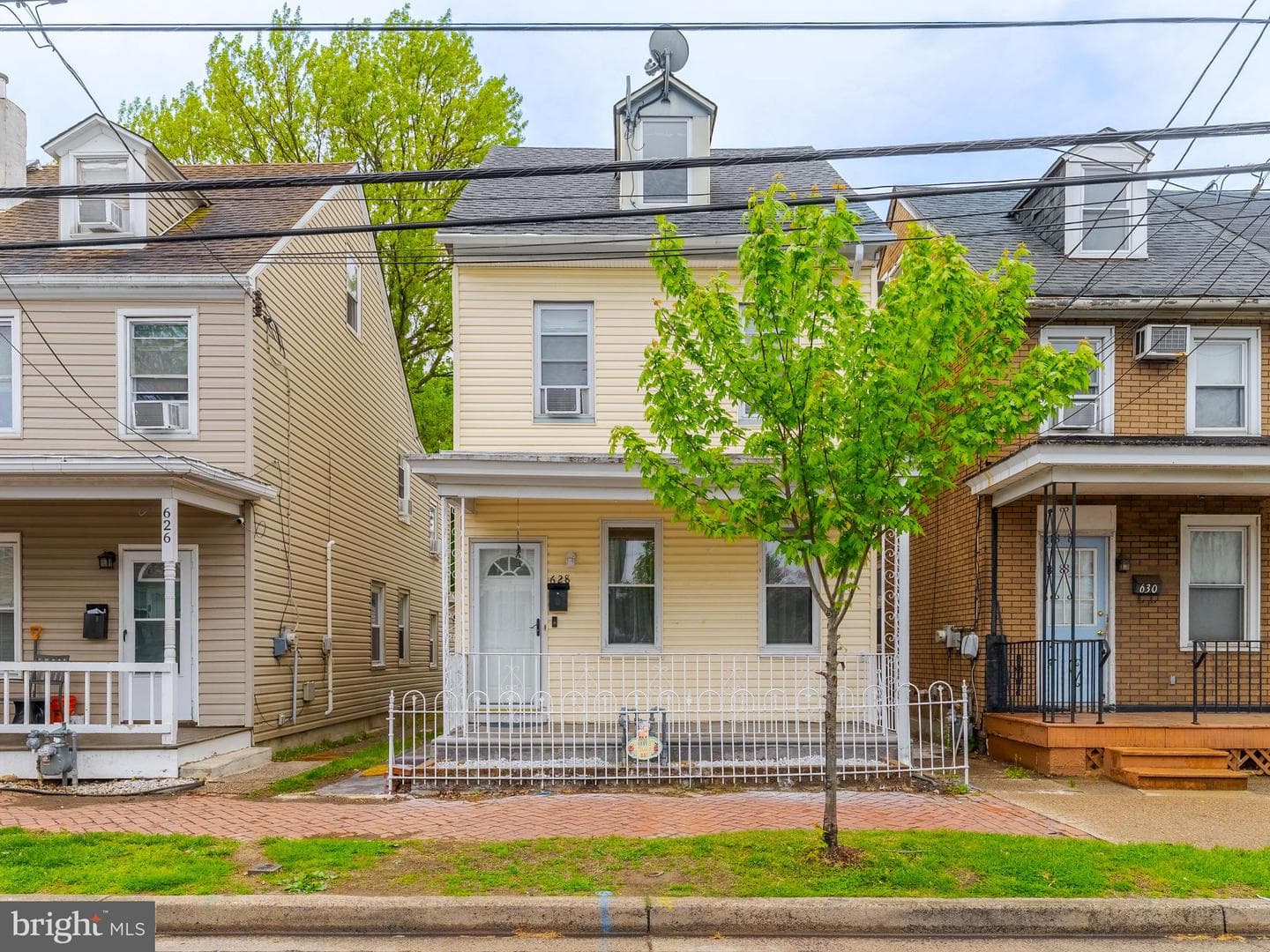 628 Pine Street photo 2