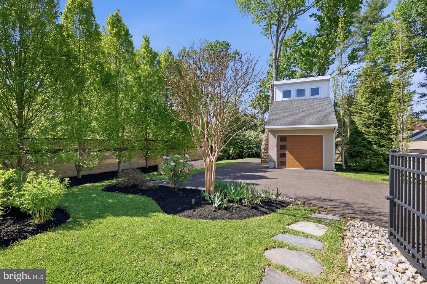 94 East Street photo 52