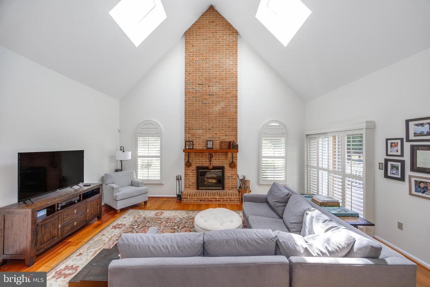 35 Radcliff Drive photo 17