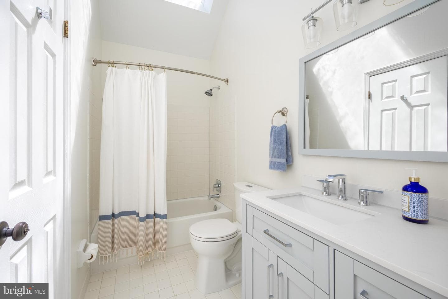 35 Radcliff Drive photo 25