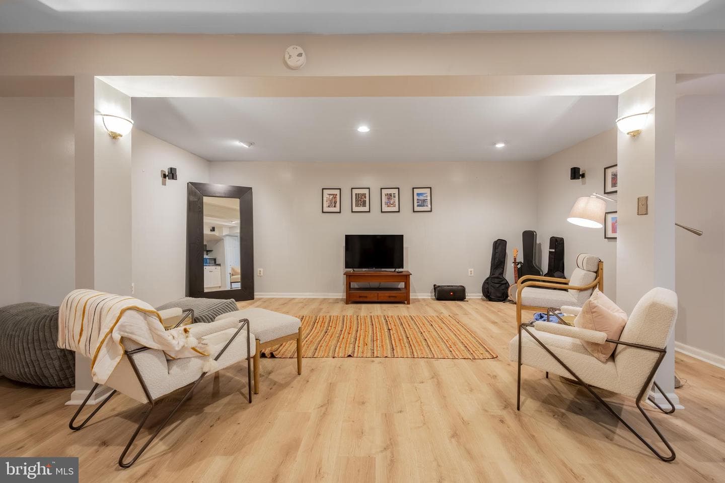 35 Radcliff Drive photo 32
