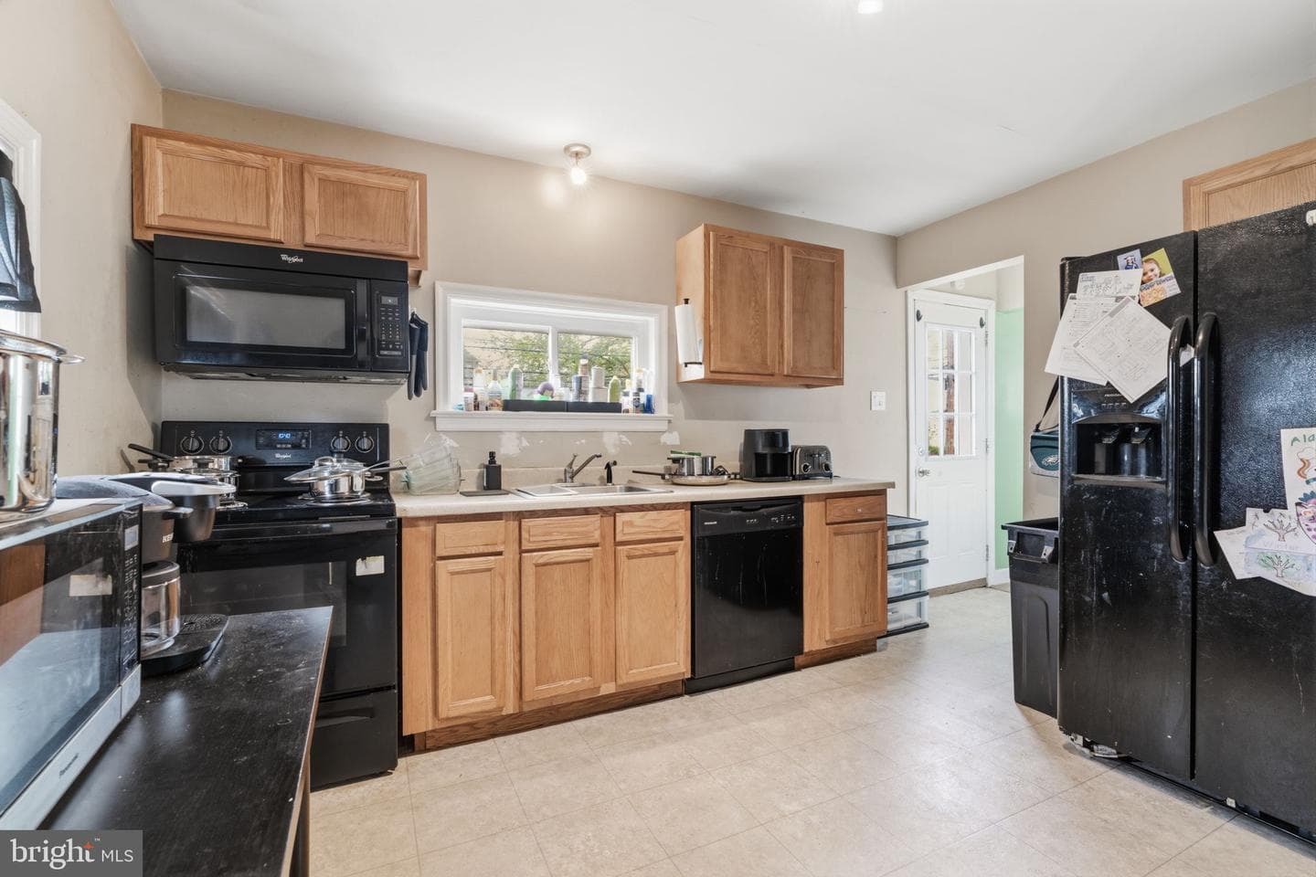 3523 Dixon Avenue photo 10