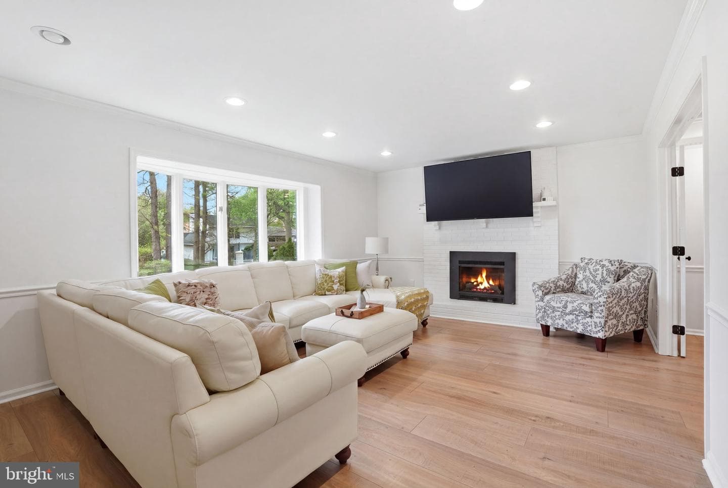476 Gladstone Road photo 11