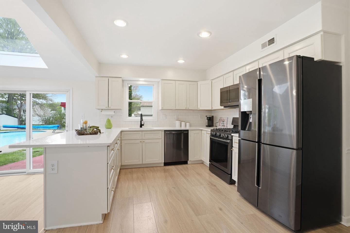 476 Gladstone Road photo 19