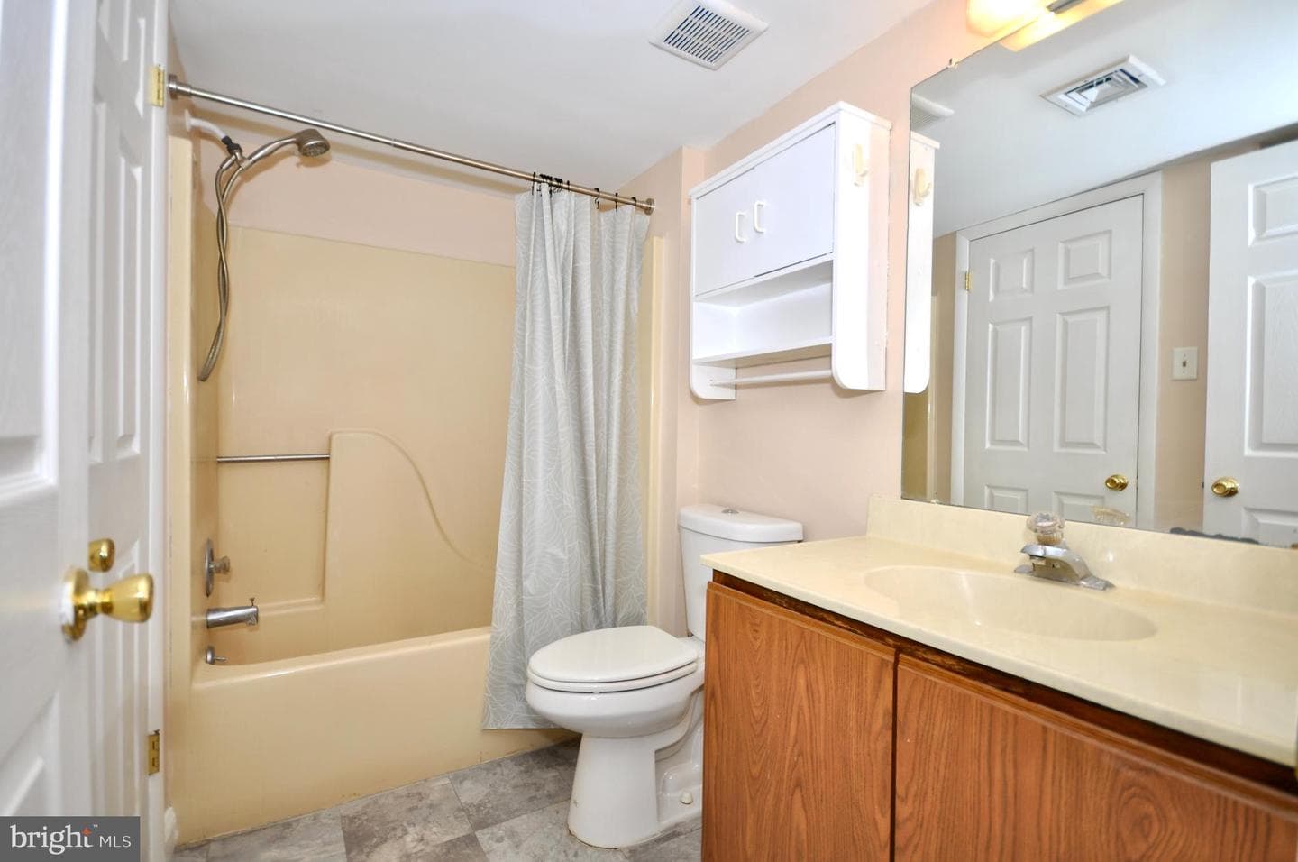 127 Allem Lane photo 18