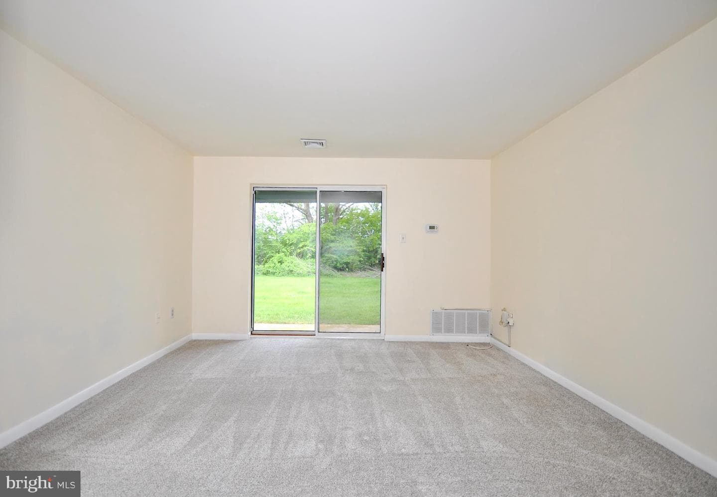 127 Allem Lane photo 23