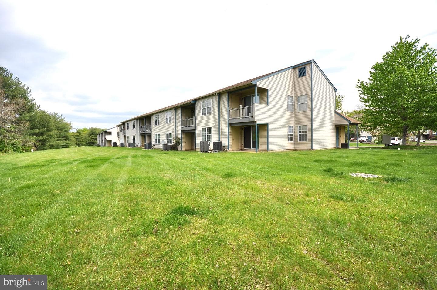 127 Allem Lane photo 27