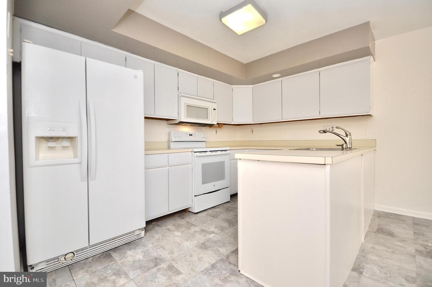 127 Allem Lane photo 5