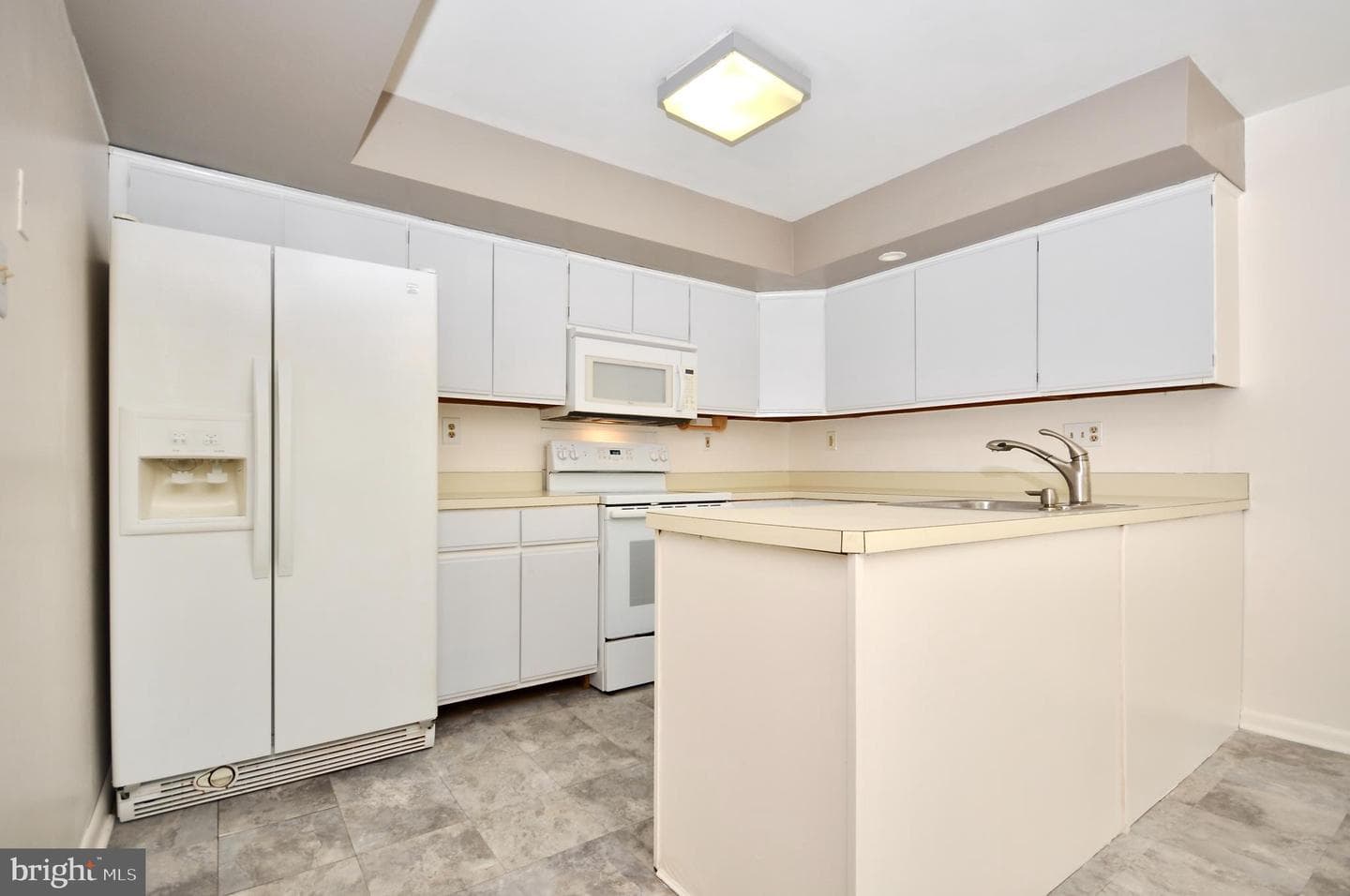 127 Allem Lane photo 8