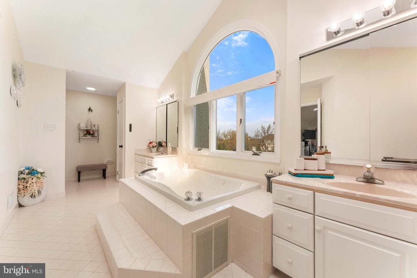 18 Dartmouth Lane photo 40