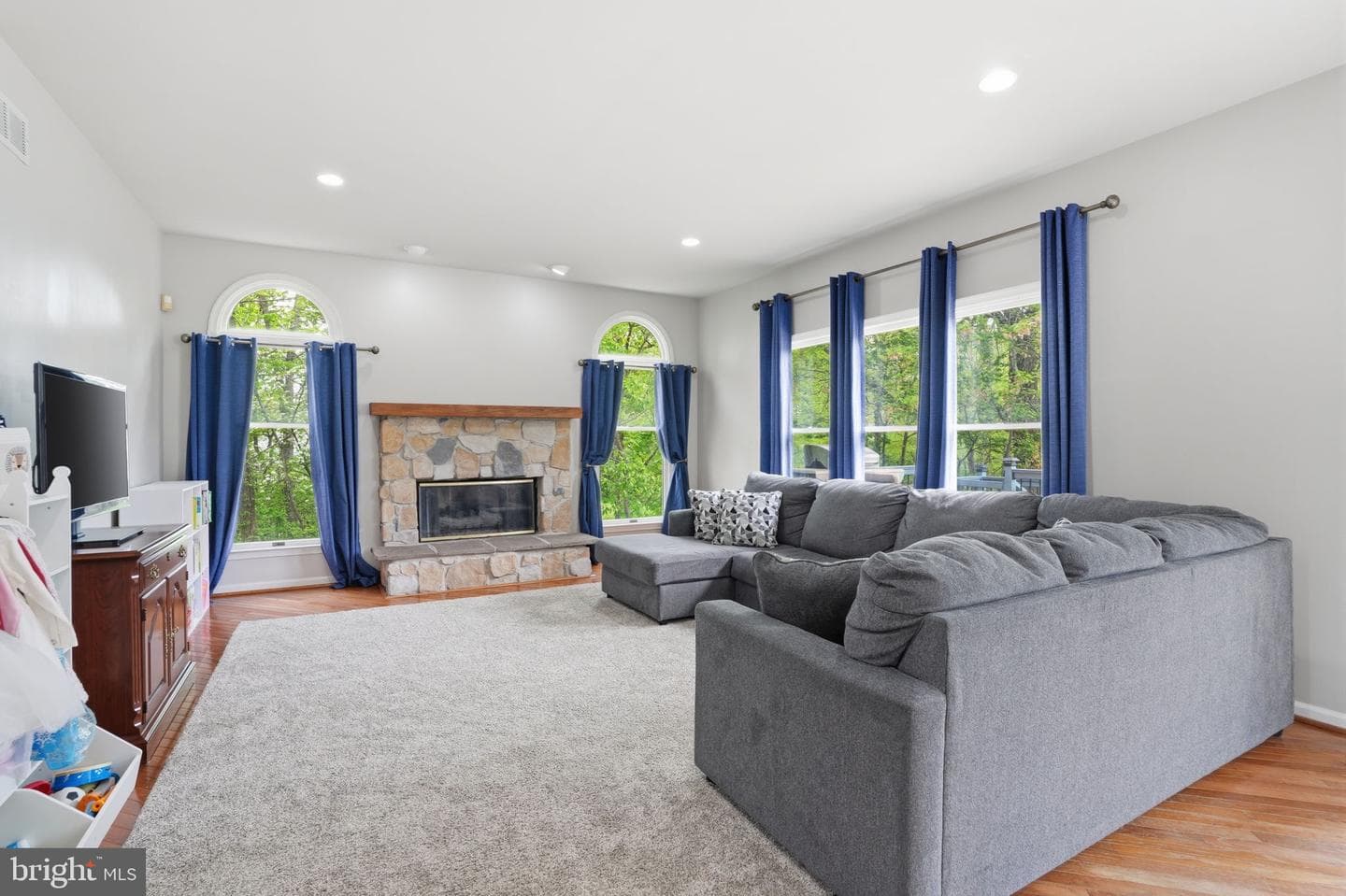 1410 Windsor Drive photo 13