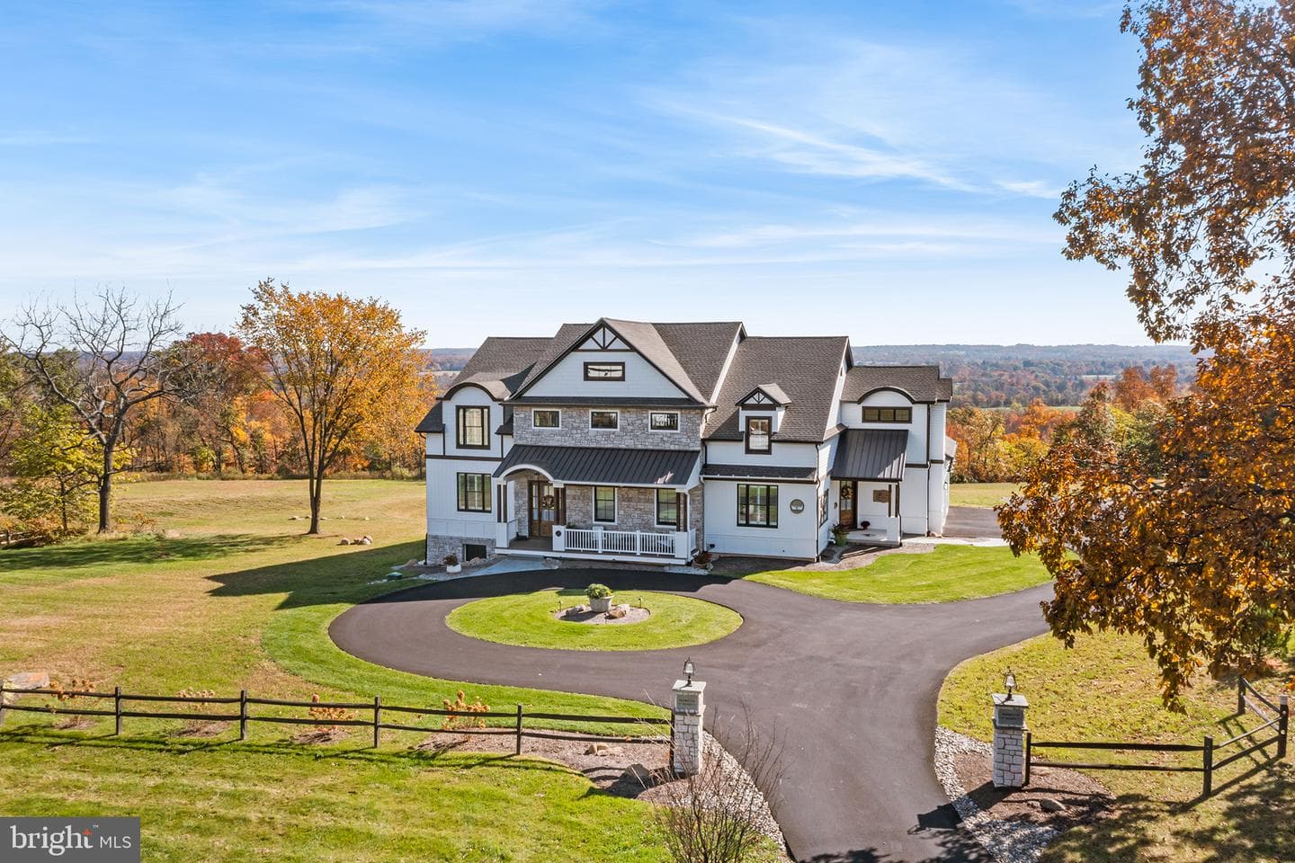 1823 Ridge Road photo 3