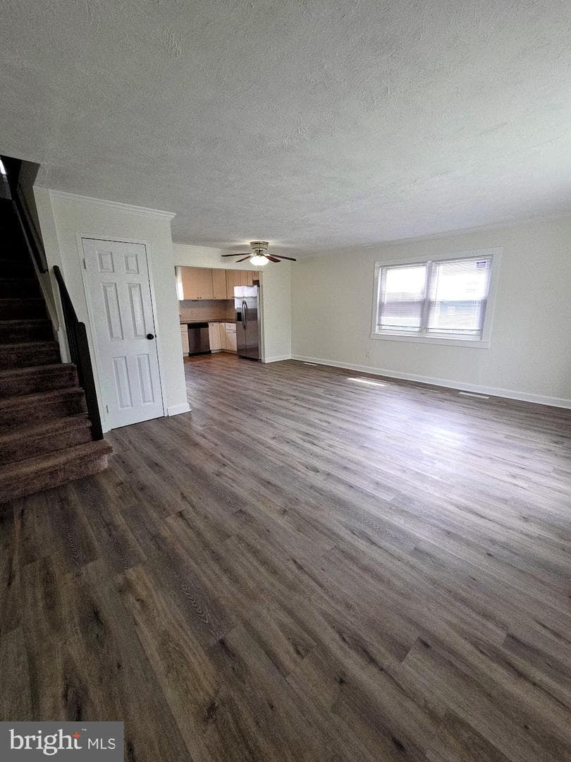 2400 Airacobra Street photo 4