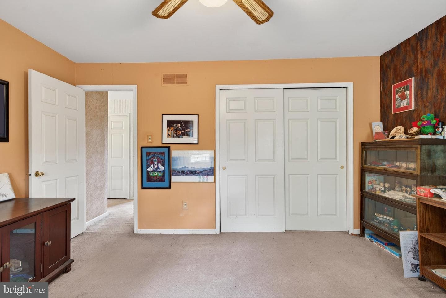 9 Renee Circle photo 29
