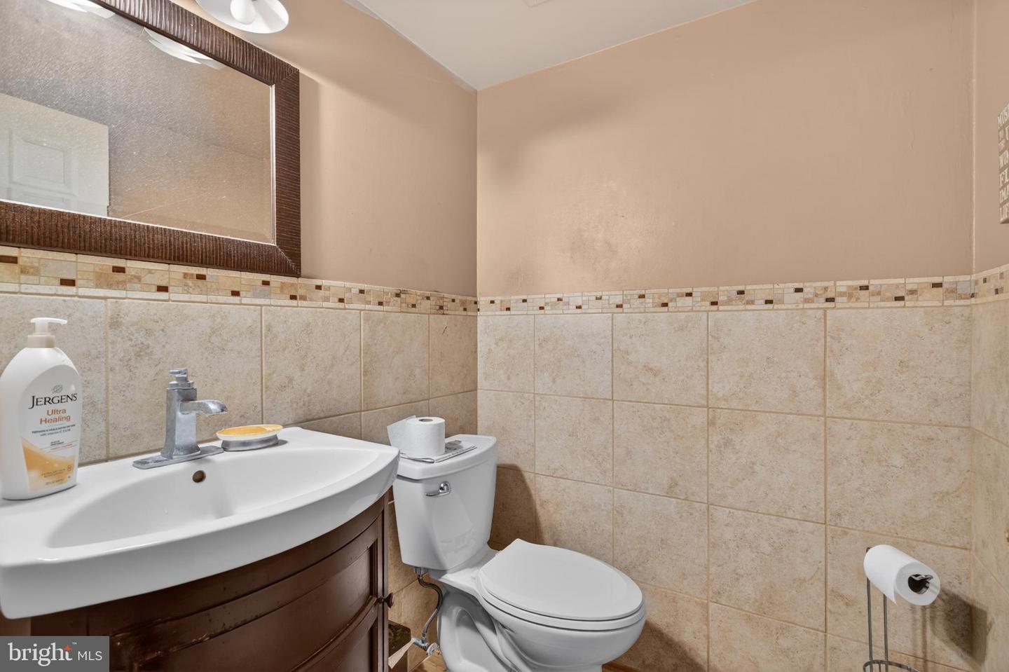 9 Renee Circle photo 31