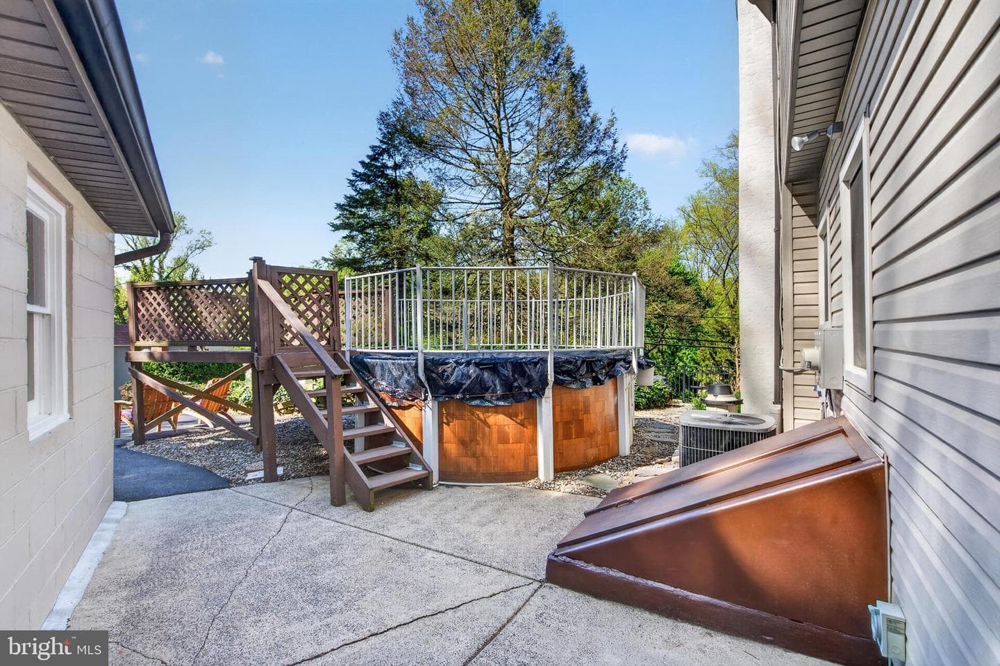 139 Playwicki Street photo 40