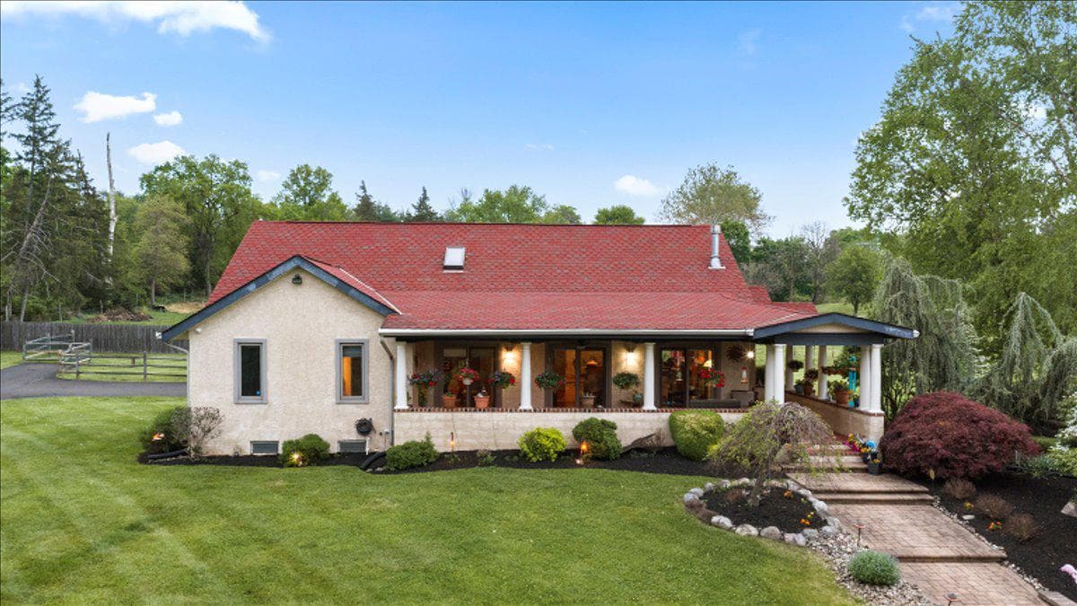 1121 Swamp Road photo 3