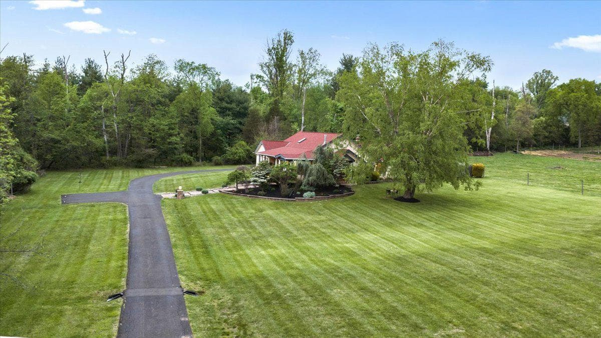 1121 Swamp Road photo 41