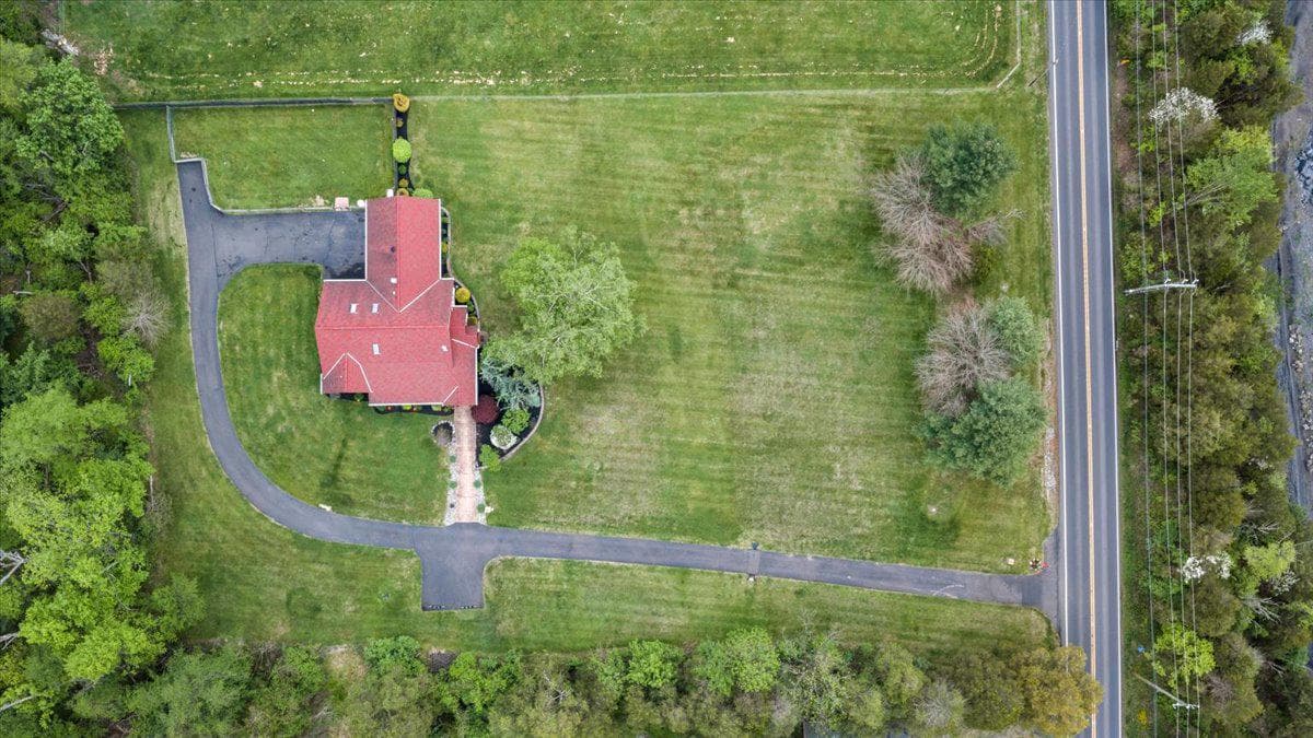 1121 Swamp Road photo 46