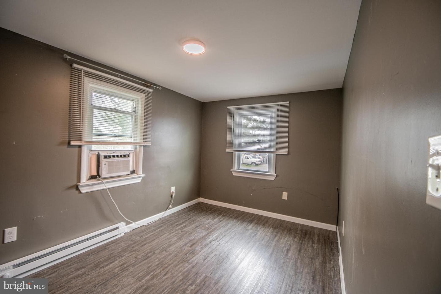 147 N Main Street photo 42